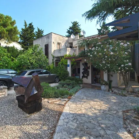 Nenad 1720 Apartamento *